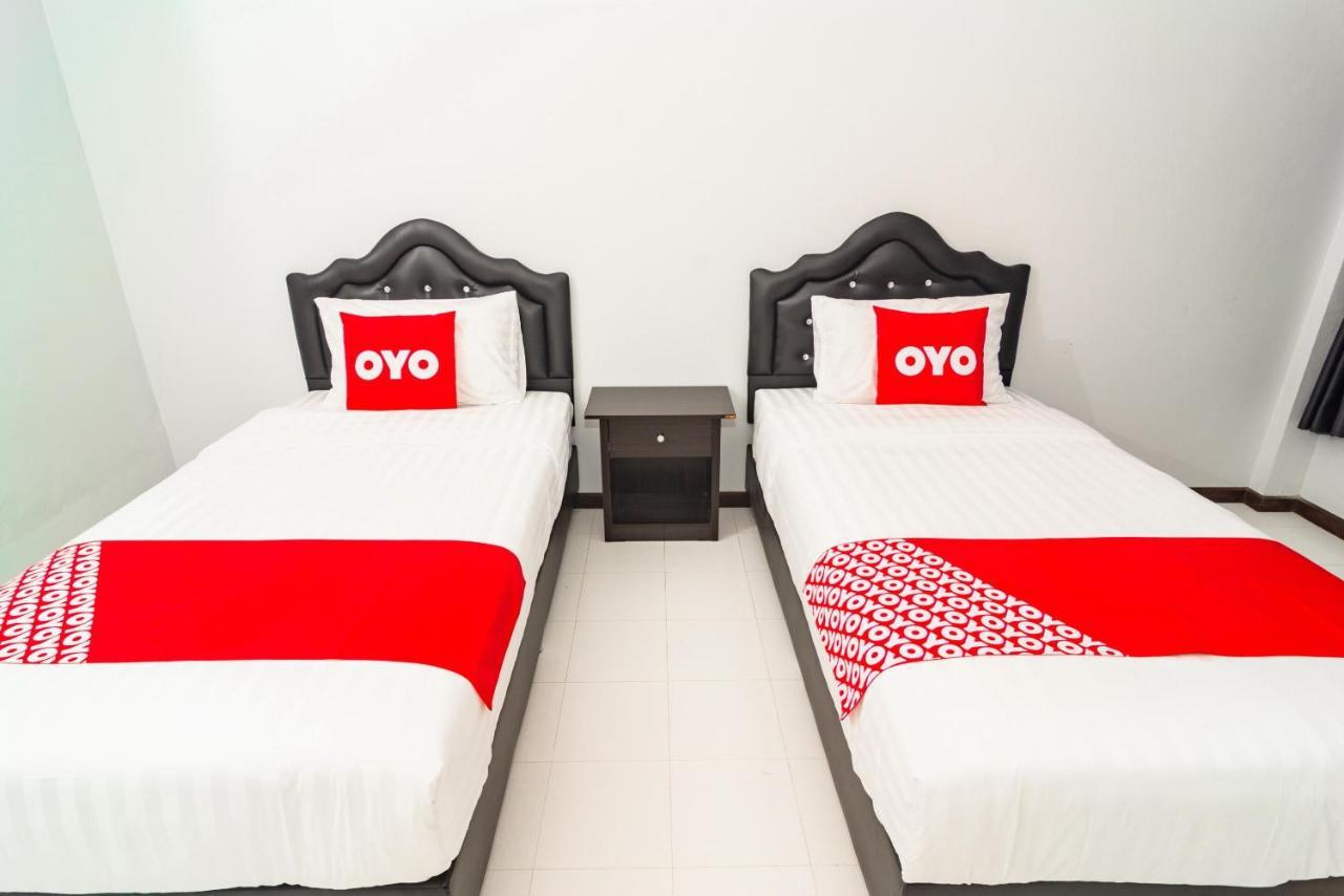Oyo 533 Runya Poolvilla Πράτσουατ Κίρι Χαν Εξωτερικό φωτογραφία