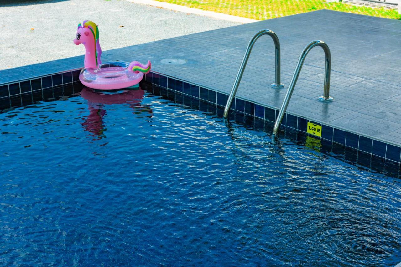Oyo 533 Runya Poolvilla Πράτσουατ Κίρι Χαν Εξωτερικό φωτογραφία