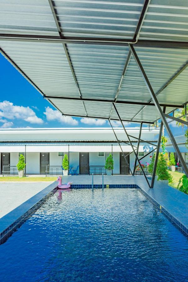 Oyo 533 Runya Poolvilla Πράτσουατ Κίρι Χαν Εξωτερικό φωτογραφία